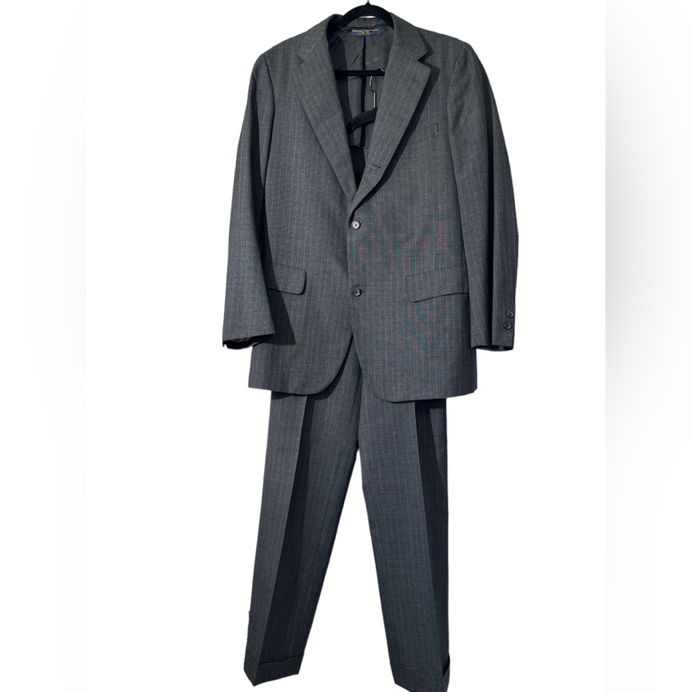 Brooks Brothers Makers Brooks-Blend Gray Pinstripe Suit - Men's 41R (see note)